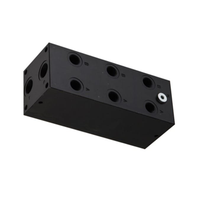 NG10 3-Station Parallel Manifold, A-B on Side G08, P-T on both Ends G12